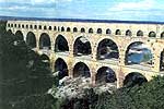 Римский акведук в Ниме